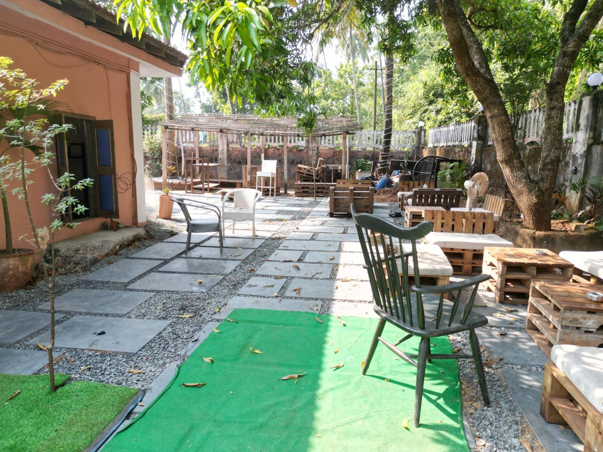 Streetmates Hostel Anjuna Buitenkant foto