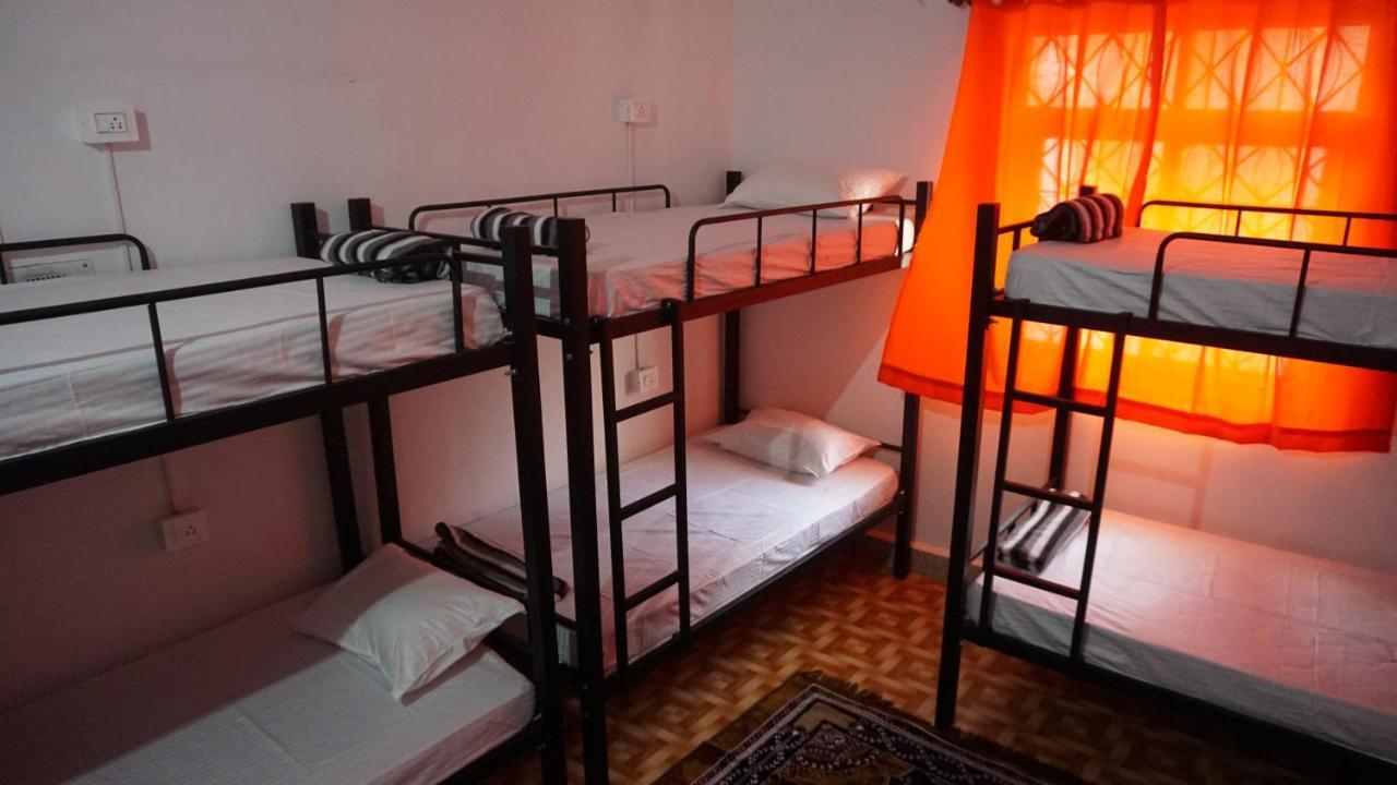 Streetmates Hostel Anjuna Buitenkant foto